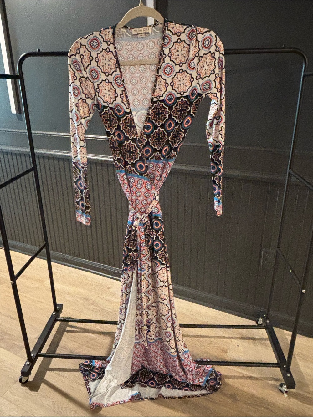 Beautiful Yumi Kim Wrap Maxi Dress - Multicolor geometric. Size xs